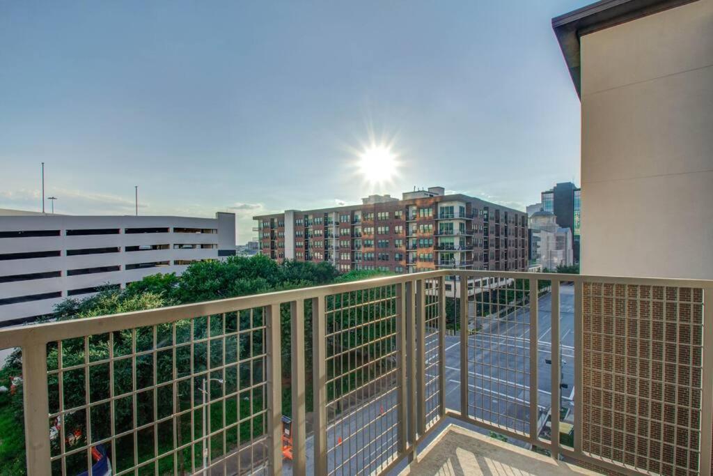 Best 5* Luxury Living Downtown Kingbed Suite Houston Extérieur photo