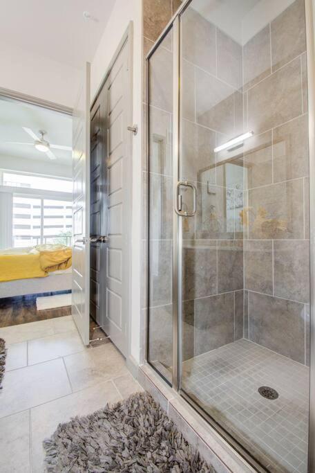 Best 5* Luxury Living Downtown Kingbed Suite Houston Extérieur photo