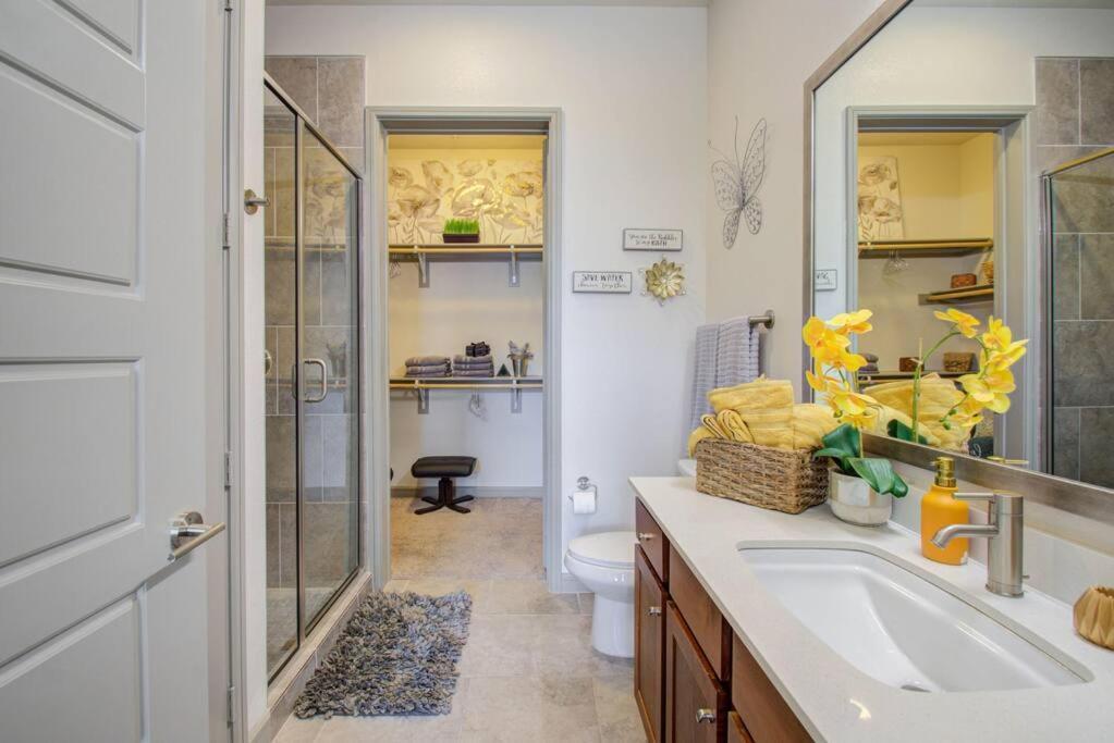 Best 5* Luxury Living Downtown Kingbed Suite Houston Extérieur photo